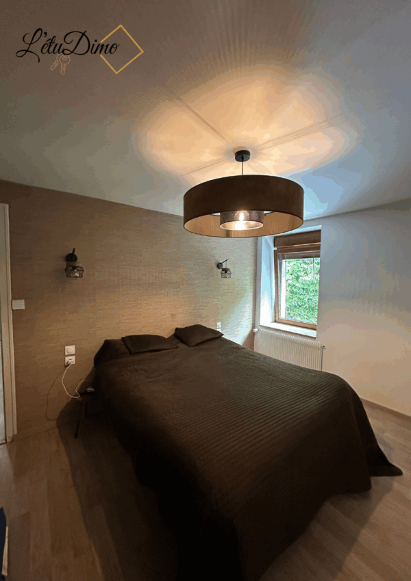 Maison totalement rénovée avec extérieur à Poligny – Image 5