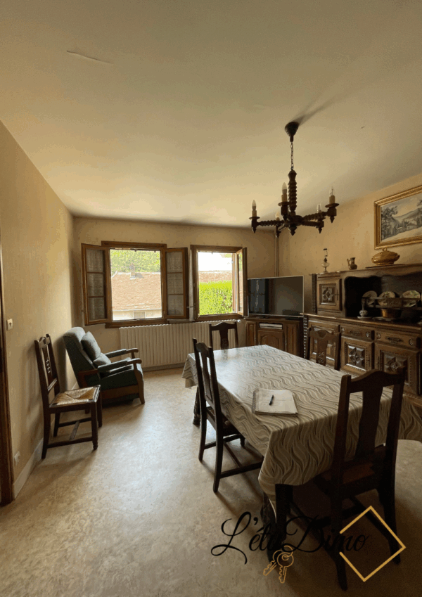 Maison avec terrasse ensoleillée – Image 4