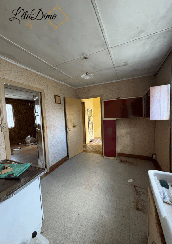Maison plain pied totalement à rénover avec terrain à Poligny – Image 8