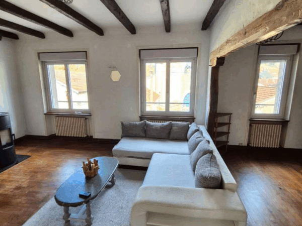 Appartement  Poligny