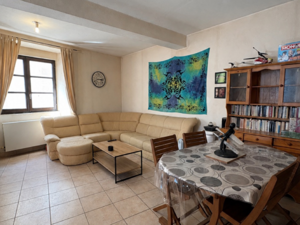 Maison 3 chambres proche centre ville Poligny